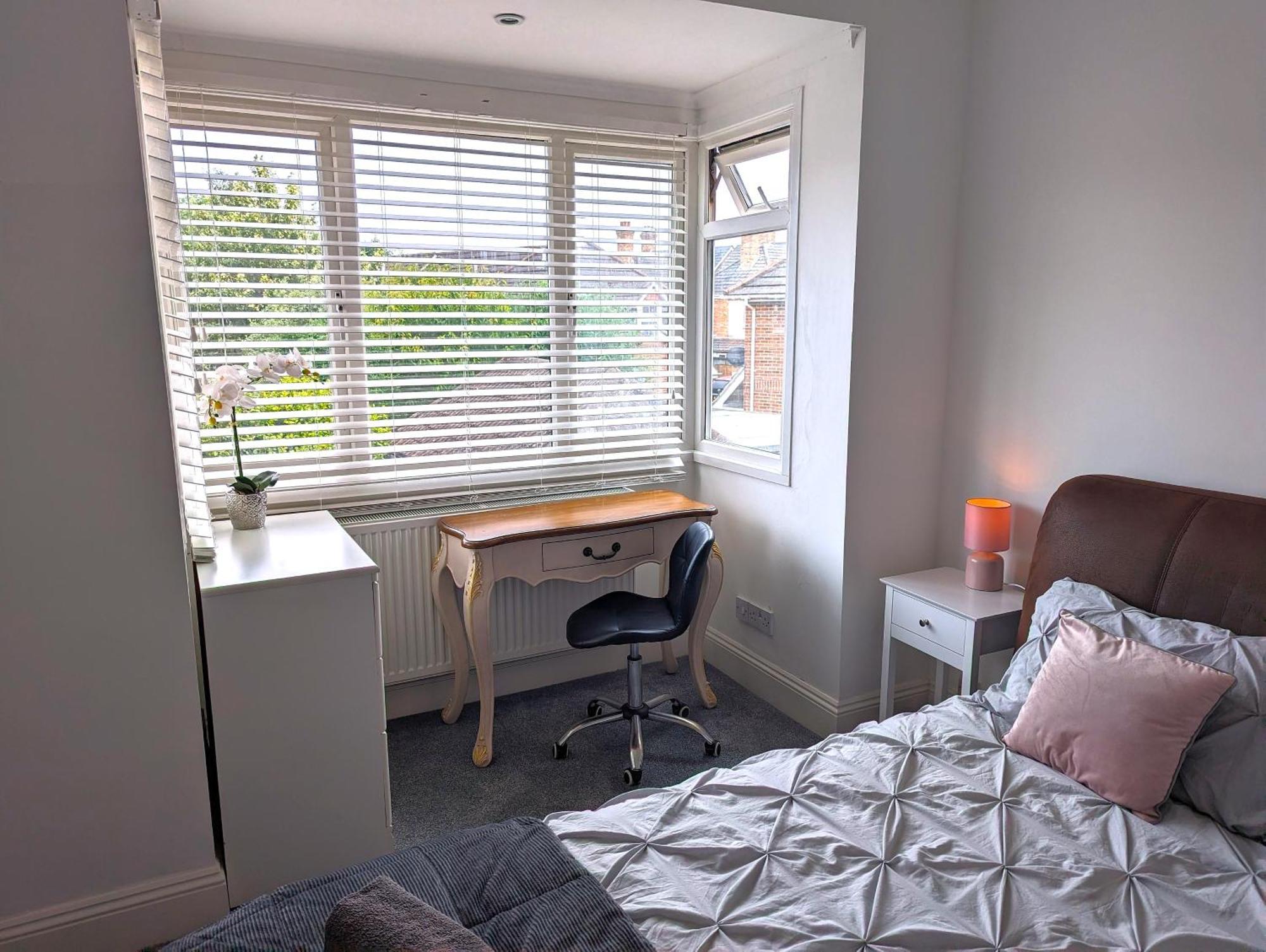 Cosy Bee And Apartment Bournemouth Kültér fotó